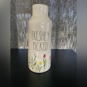 Rae Dunn Freshly Picked Vase